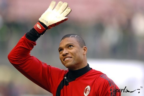 创造历史！弗拉格成为NBA历史上单场助攻上双最年轻的球员