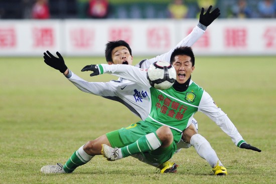 阿尔梅勒主帅：球队水平稳步上升，如果击败福图纳绝对算爆冷（阿尔梅勒主帅：球队稳步提升，若击败福图纳将属爆冷）