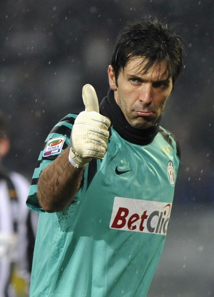 火箭本赛季第7次赢球净胜分20+，该数据领跑全联盟（火箭本季第7场20+分大胜，次数位列联盟第一）