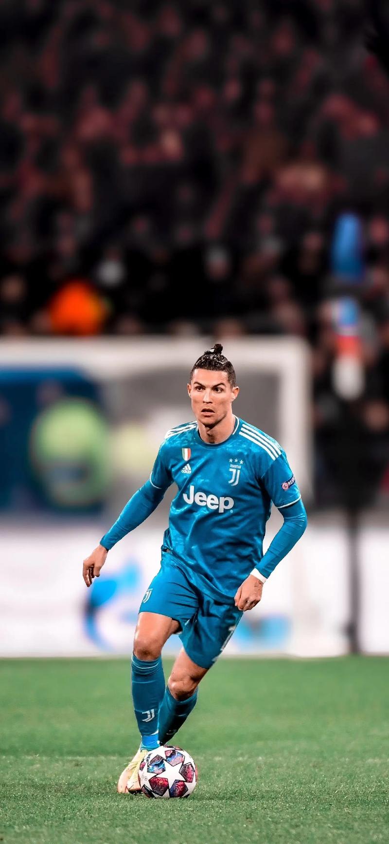 RMC：英超豪门和皇马巴萨都在关注马赛中锋罗比尼奥-瓦斯（RMC：马赛中锋罗比尼奥-瓦斯获英超豪门及皇马、巴萨关注）