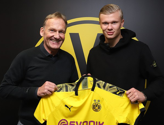 扛起球队进攻！小波特半场19分4抢断，第二节5中5（小波特火力全开：半场19分4抢断，次节5投5中扛起进攻）