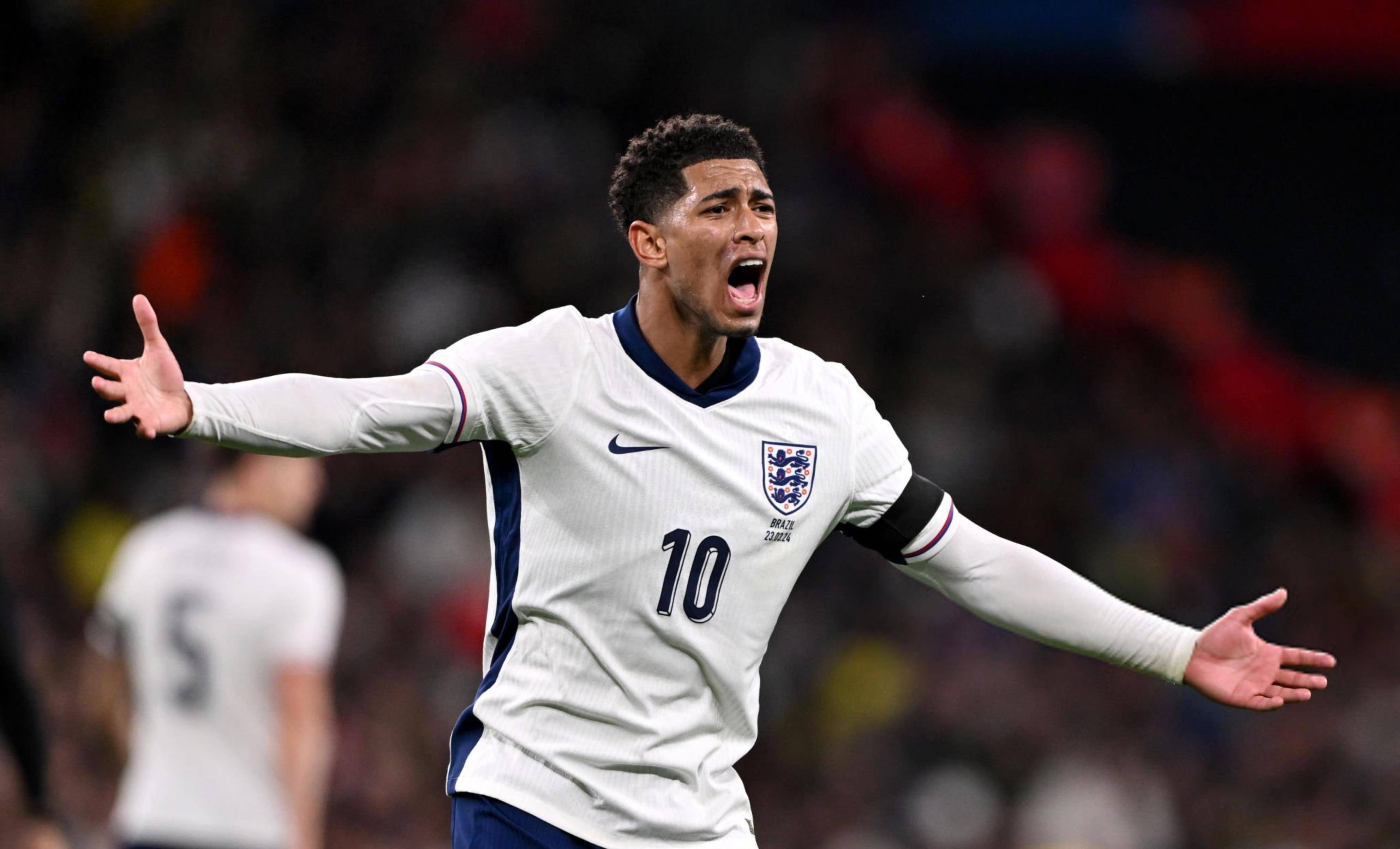 意甲第15轮裁判：多维里吹热那亚vs国米，马萨吹博洛尼亚vs尤文（意甲第15轮裁判安排：多维里执法热那亚对阵国米，马萨主哨博洛尼亚对阵尤文）