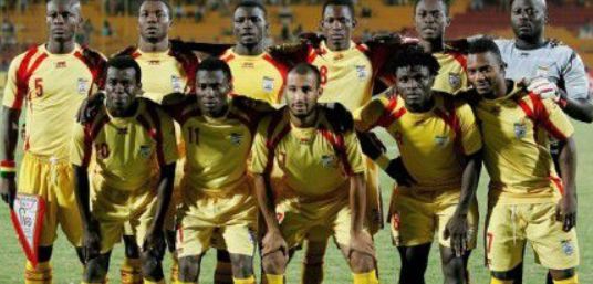 看了四年球了，在专科有一段时间刷抖音频繁给我推多...（看球四年：专科那阵刷抖音老被推某队视频）