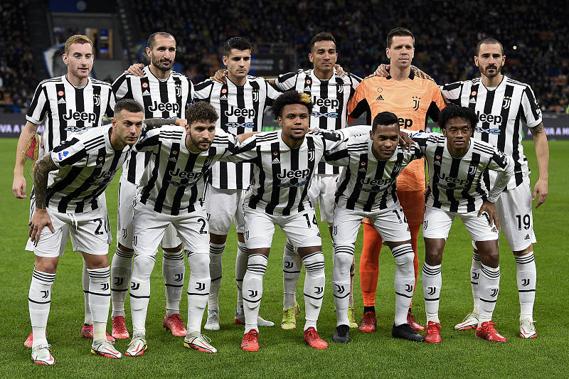 欧冠积分榜：阿森纳全胜领跑，巴黎、拜仁、国米、皇马均12分（欧冠形势：阿森纳全胜登顶，巴黎、拜仁、国米、皇马同积12分）